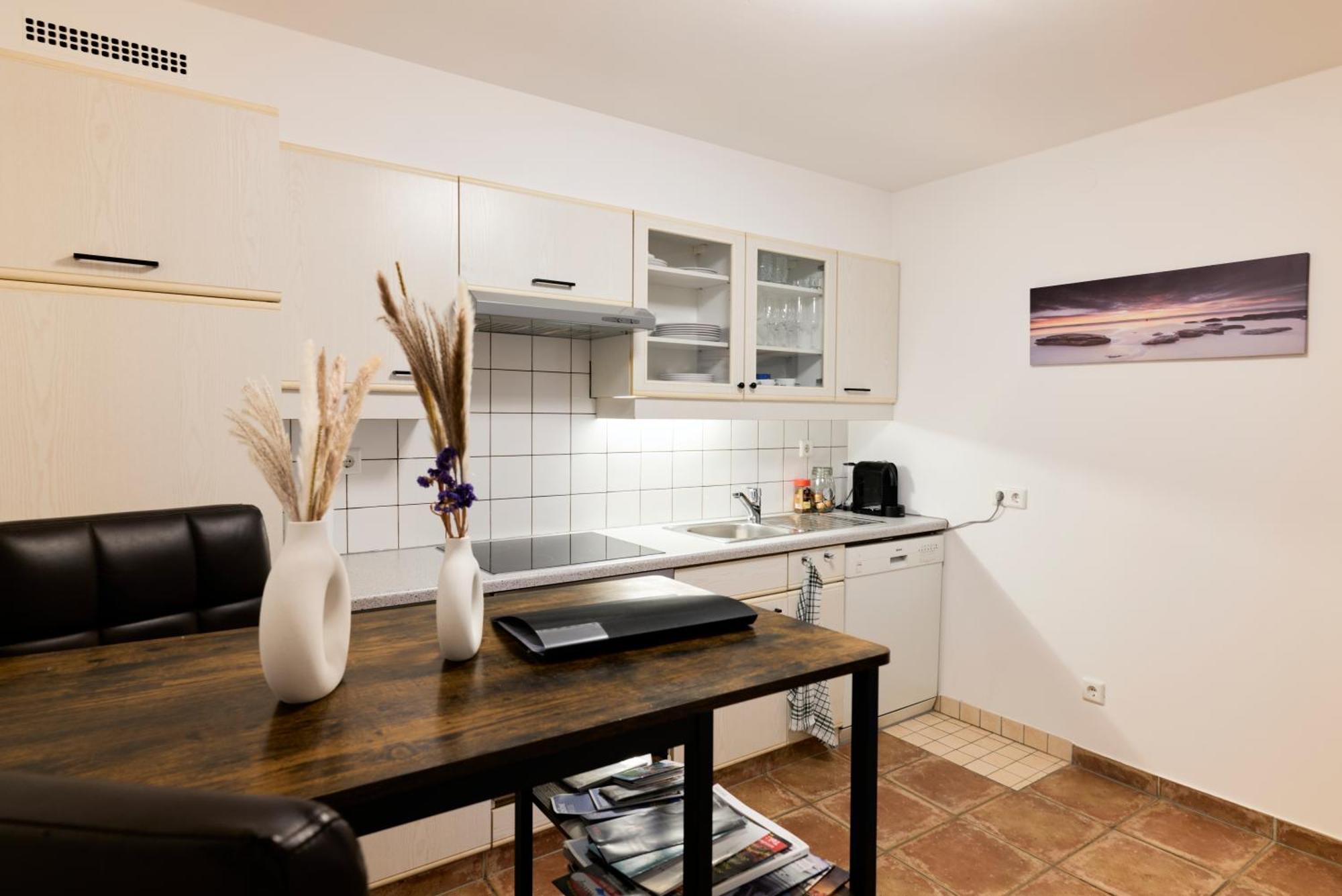 Stilvolle Gartenterrassenwohnung Mitten In เบรเกนซ์ ภายนอก รูปภาพ